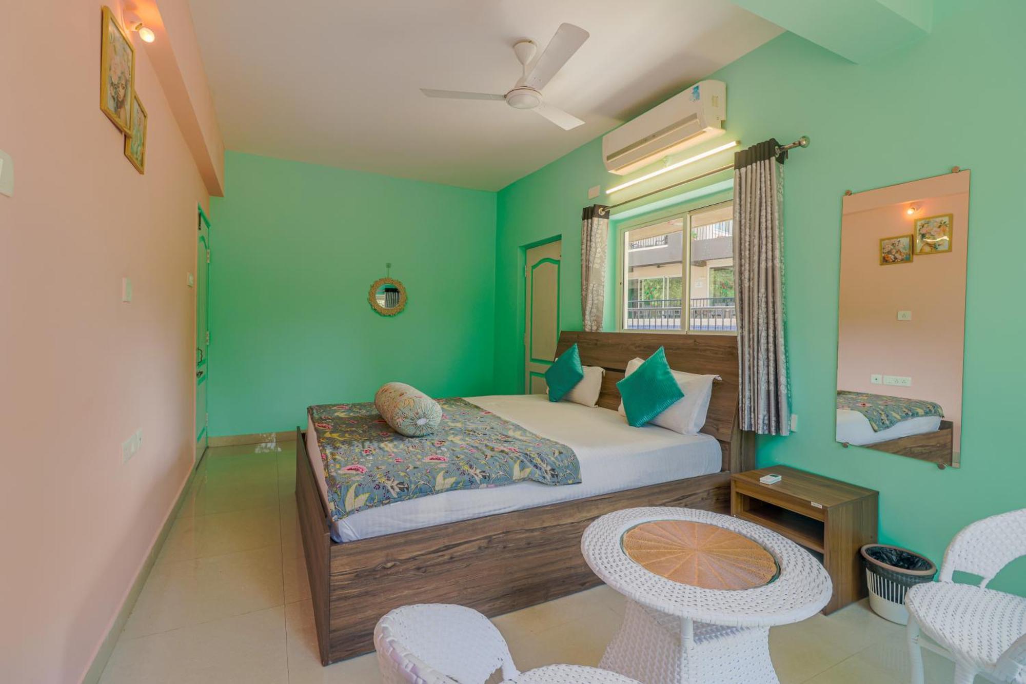4Bhk Sparkling Apartment Near Beach Pool & Bar 2Bhkx2 Vagator Dış mekan fotoğraf