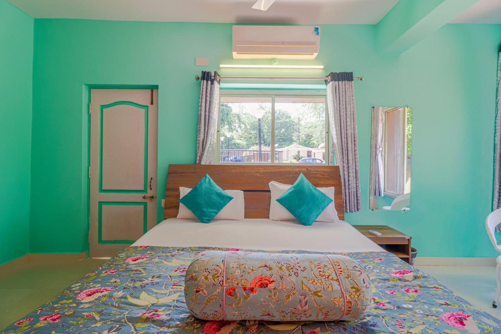 4Bhk Sparkling Apartment Near Beach Pool & Bar 2Bhkx2 Vagator Oda fotoğraf